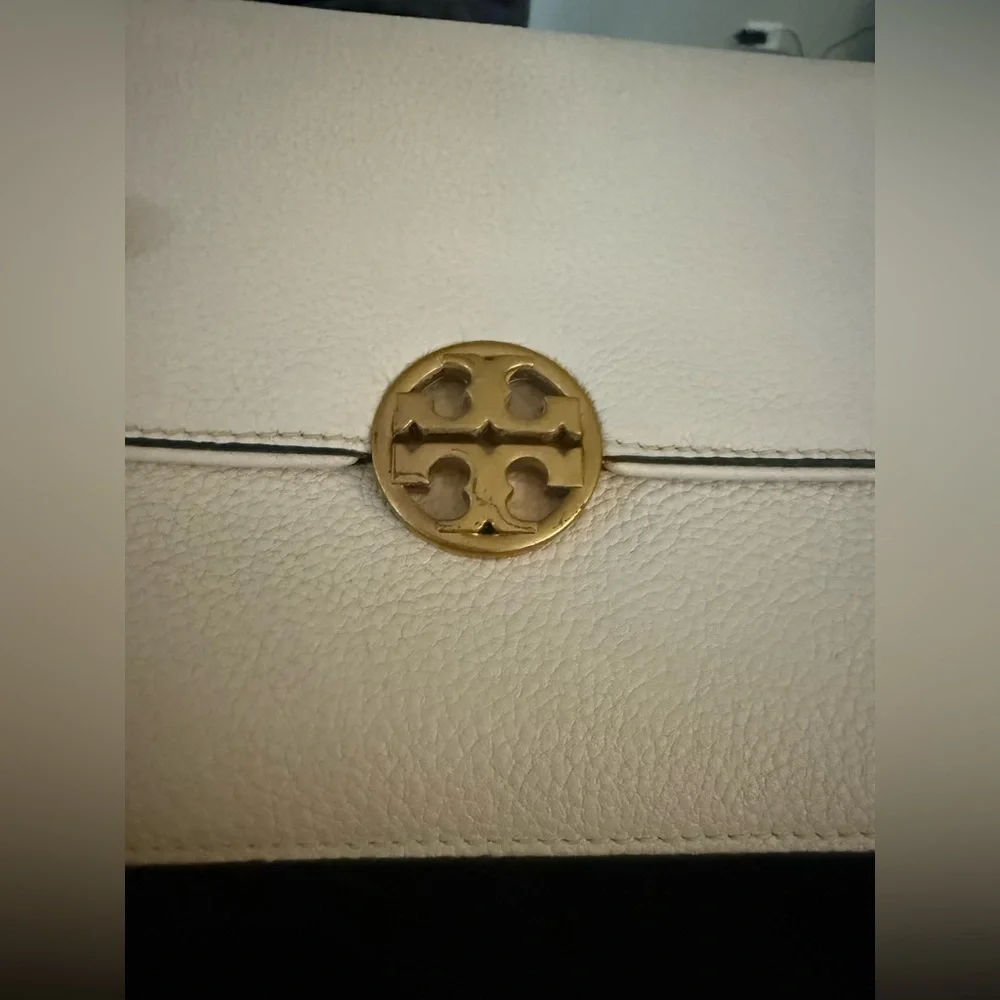 Tory Burch tory burch